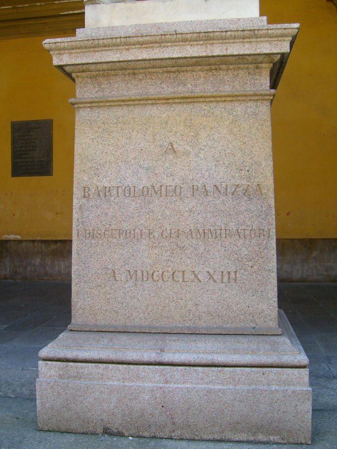 Bartolomeo Panizza's statue 2, Pavia, Italy.JPG